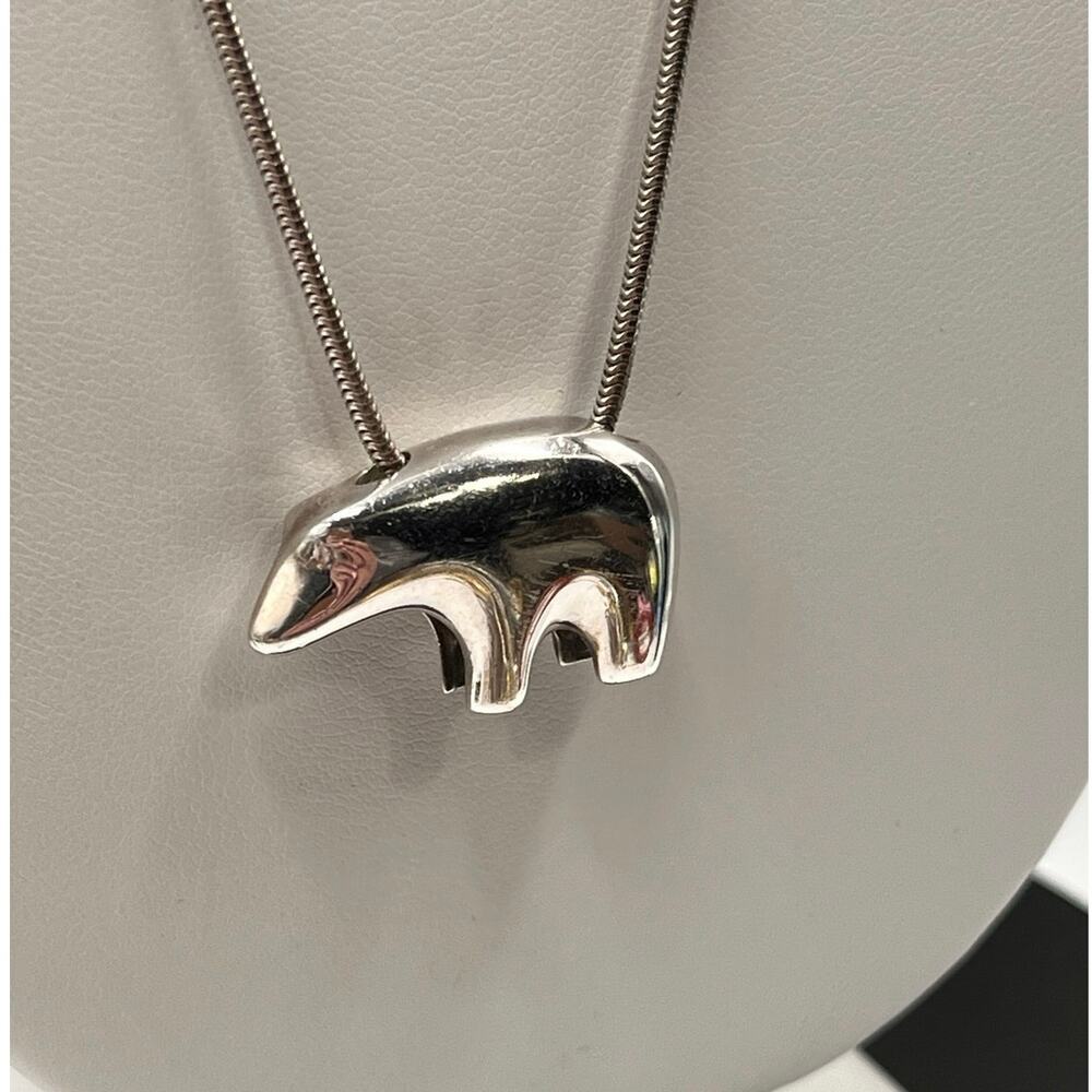 Sterling Silver Southwestern Storyteller Bear Slider Pendant‎ 20” Chain Necklace
